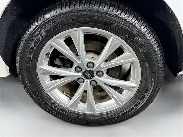 2024 Audi Q3 quattro S line Premium 45 TFSI