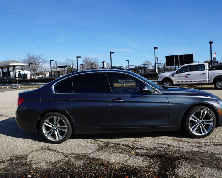 2018 BMW 3 Series 330i xDrive