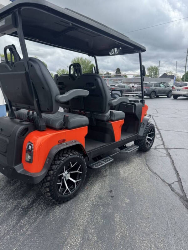 2025 Denago Rover XL