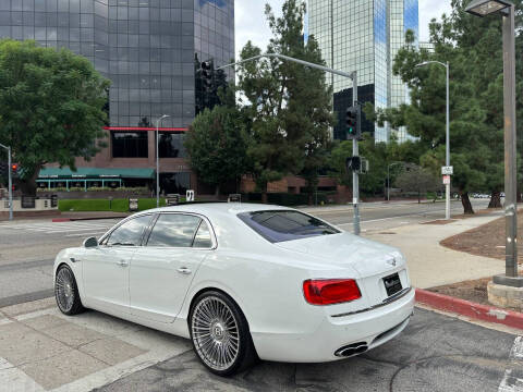 2018 Bentley Flying Spur V8
