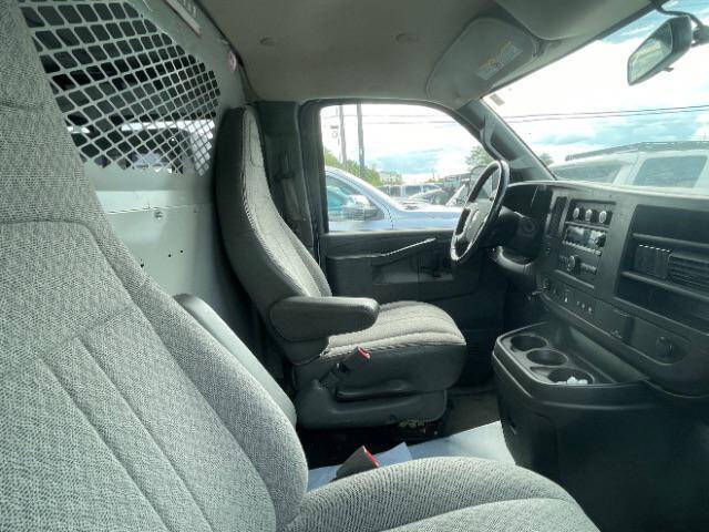 2017 Chevrolet Express 2500