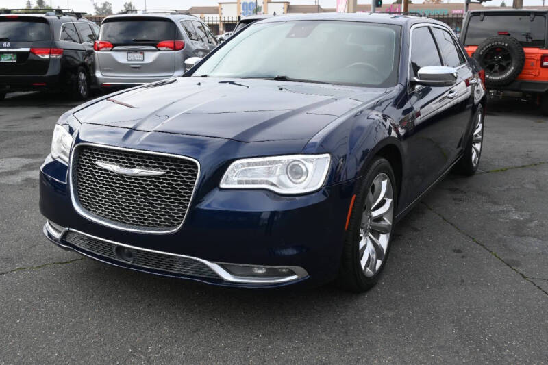2017 Chrysler 300 C