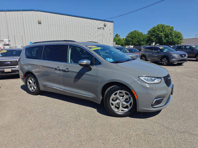 2023 Chrysler Pacifica Limited