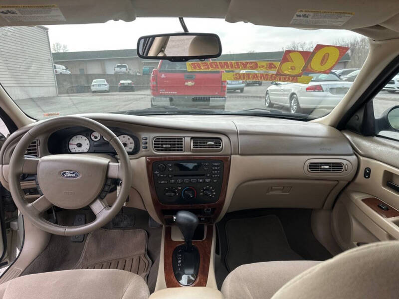 2006 Ford Taurus SEL