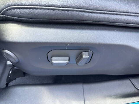 2025 Jeep Gladiator High Tide