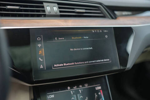 2019 Audi e-tron quattro Premium Plus