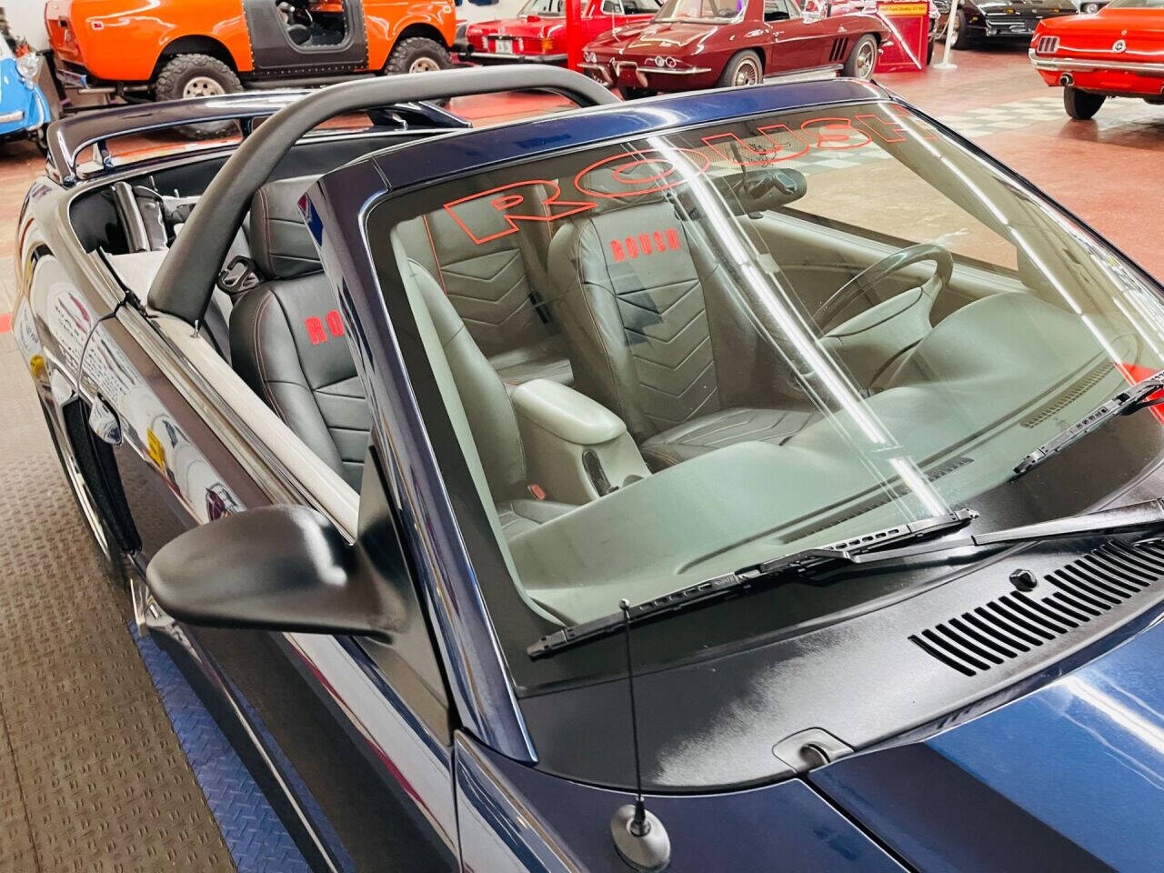 2001 Ford Mustang 14