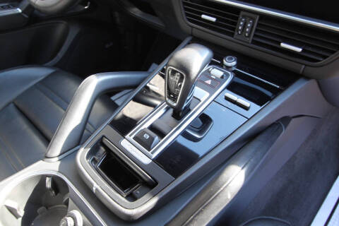 2021 Porsche Cayenne GTS