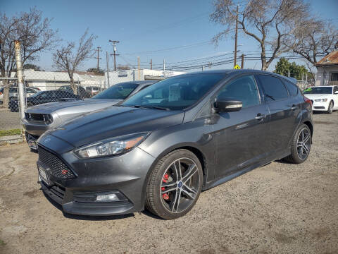 2018 Ford Focus for sale at Larry's Auto Sales Inc. in Fresno CA