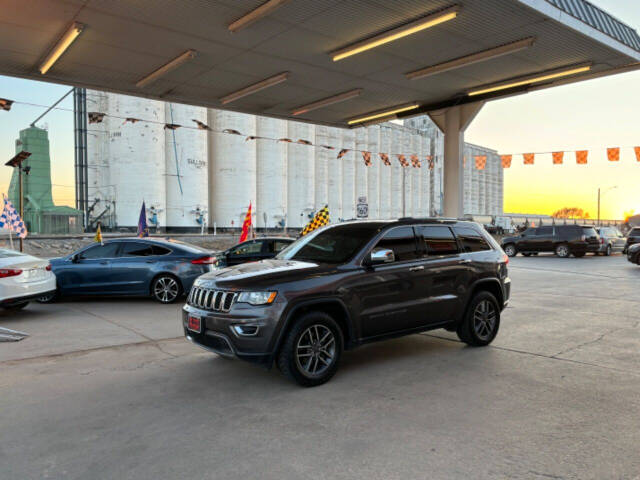 2019 Jeep Grand Cherokee for sale at Kansas Auto Sales in Ulysses, KS