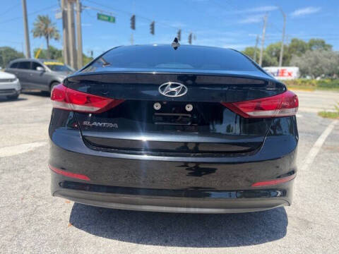 2017 Hyundai Elantra