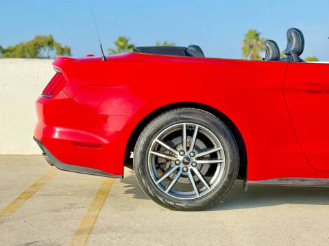 2017 Ford Mustang EcoBoost Premium