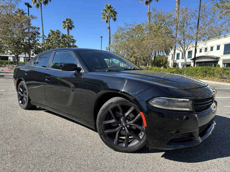 2020 Dodge Charger SXT's photo
