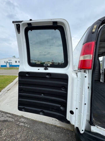 2014 GMC Savana 3500