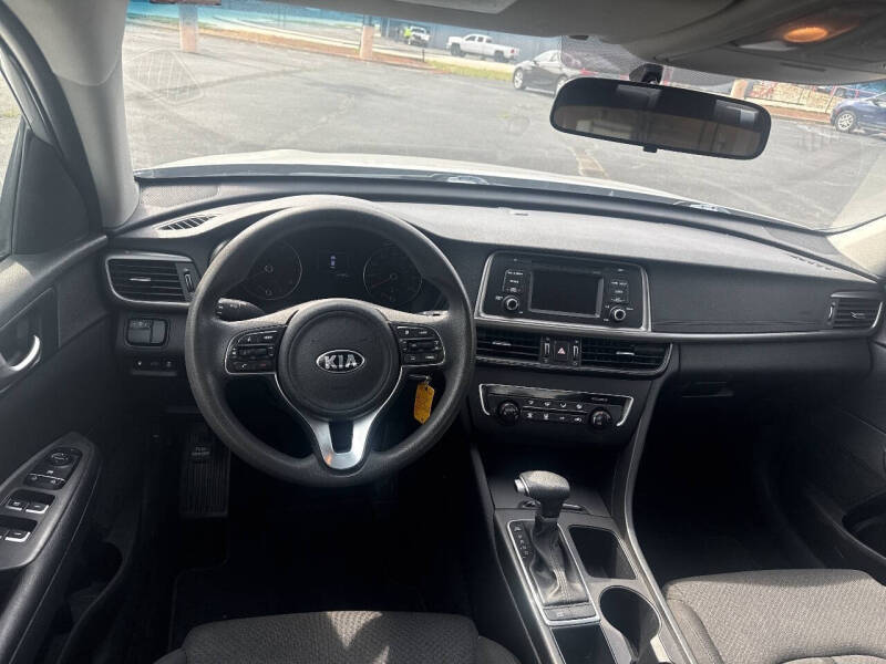 2016 Kia Optima LX