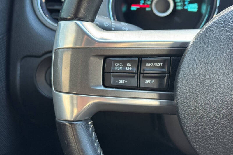2013 Ford Mustang V6
