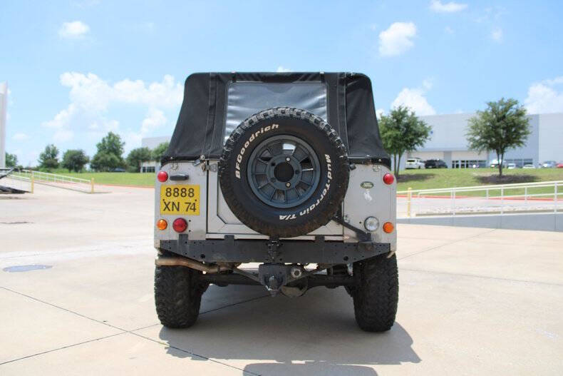 1988 Land Rover Defender
