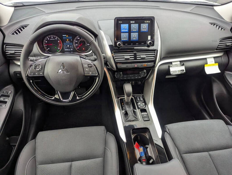 2025 Mitsubishi Eclipse Cross SE