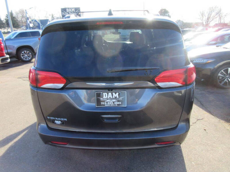 2021 Chrysler Voyager LXi