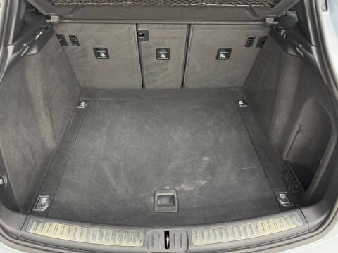 2020 Porsche Macan S