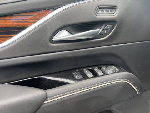 2024 Cadillac Escalade ESV Premium Luxury