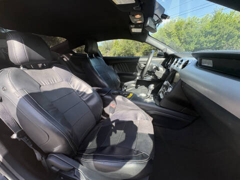 2015 Ford Mustang EcoBoost Premium
