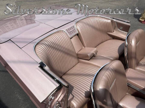 1964 Ford Thunderbird