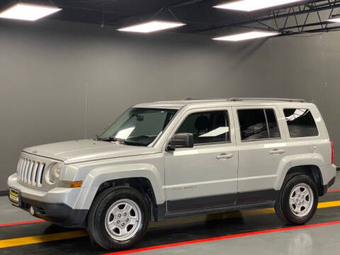 2013 Jeep Patriot for sale at AutoNet of Dallas in Dallas TX