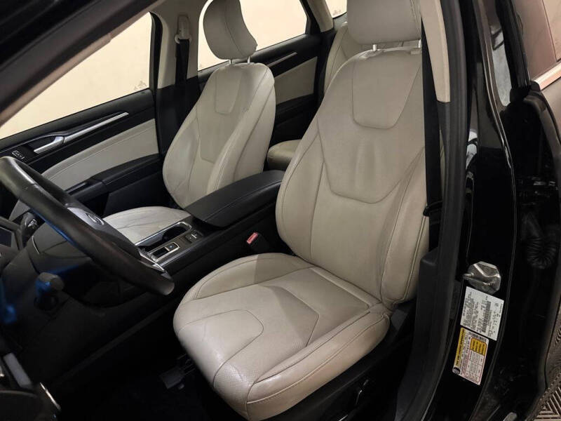 2017 Ford Fusion Energi Titanium