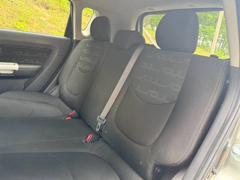 2012 Kia Soul +