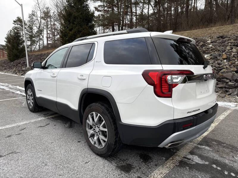2020 GMC Acadia SLT