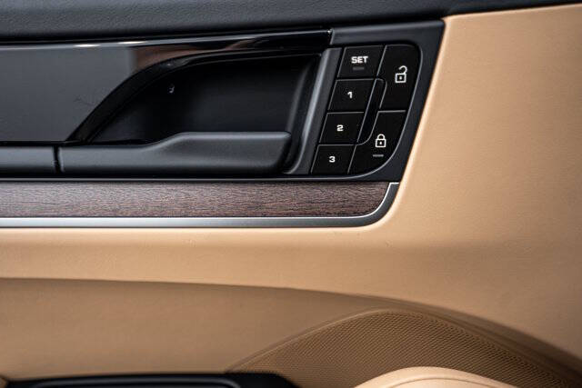 2026 Porsche Cayenne E-Hybrid