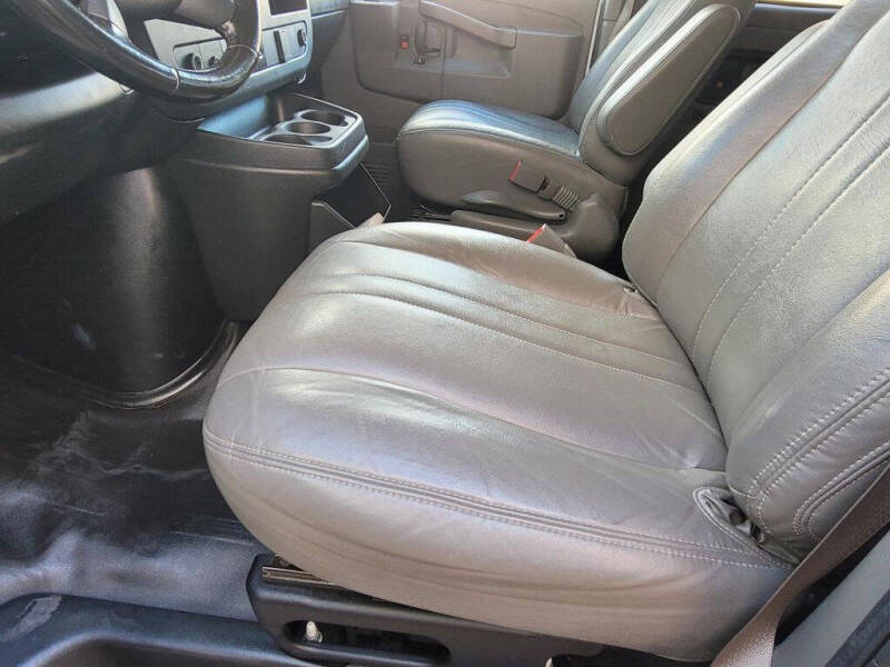 2020 Chevrolet Express LS 2500