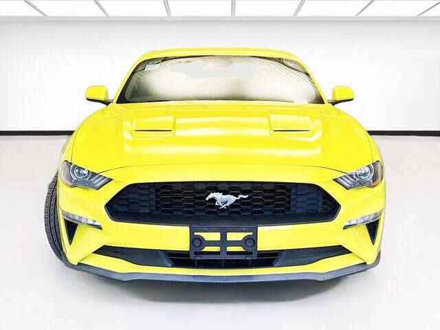 2021 Ford Mustang EcoBoost
