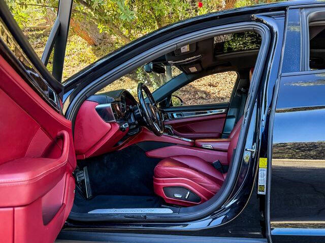 2018 Porsche Panamera 4 E-Hybrid