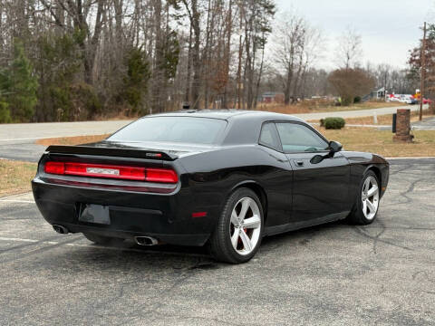 2010 Dodge Challenger SRT8