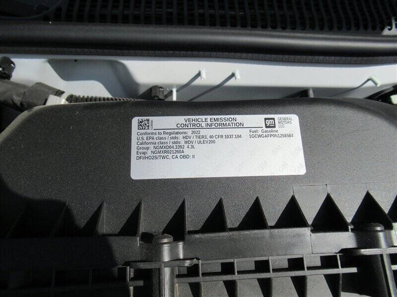 2022 Chevrolet Express 2500