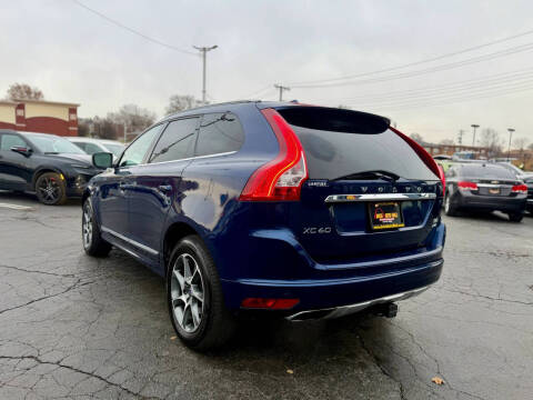 2015 Volvo XC60 T6 Platinum