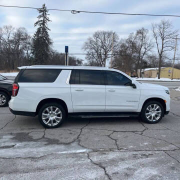 2021 Chevrolet Suburban LT