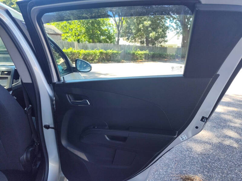 2016 Chevrolet Sonic LT Auto