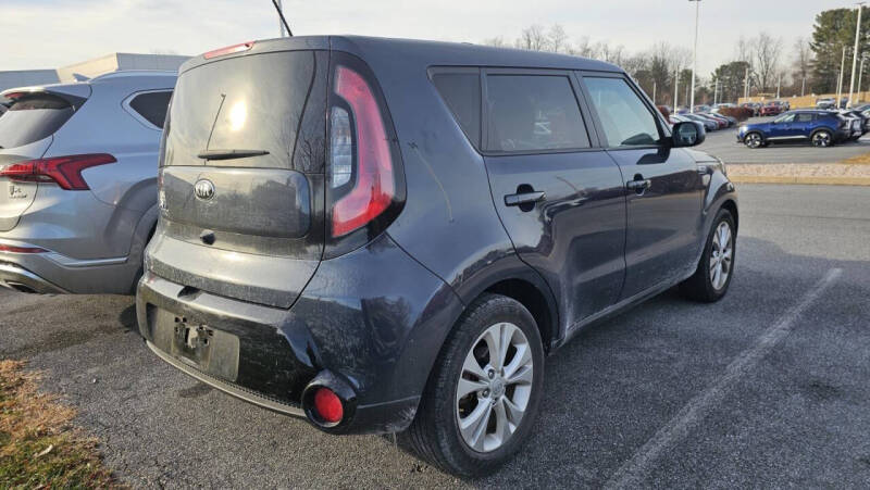 2016 Kia Soul +