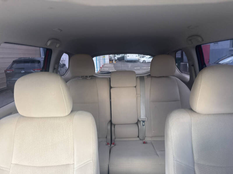 2016 Nissan Pathfinder SL