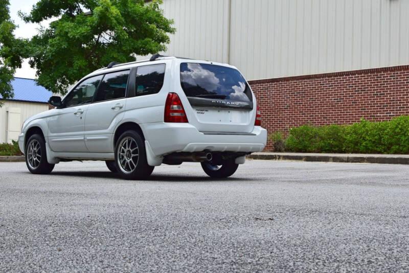 2005 Subaru Forester XT photo 16