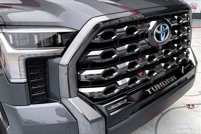 2023 Toyota Tundra Platinum HV