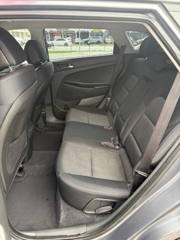 2016 Hyundai Tucson SE