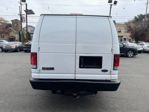 2008 Ford E-Series E-350 SD