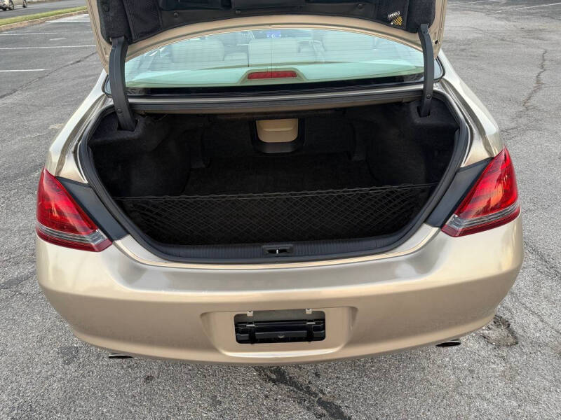 2008 Toyota Avalon XLS