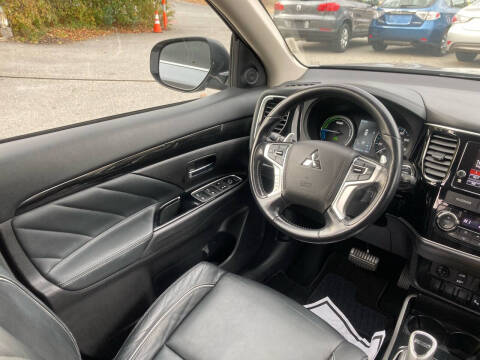 2018 Mitsubishi Outlander PHEV SEL