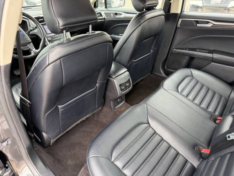 2019 Ford Fusion SEL