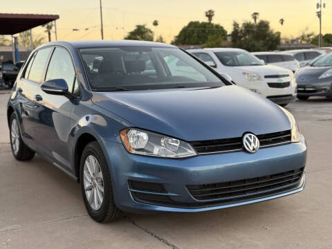 2016 Volkswagen Golf TSI SE